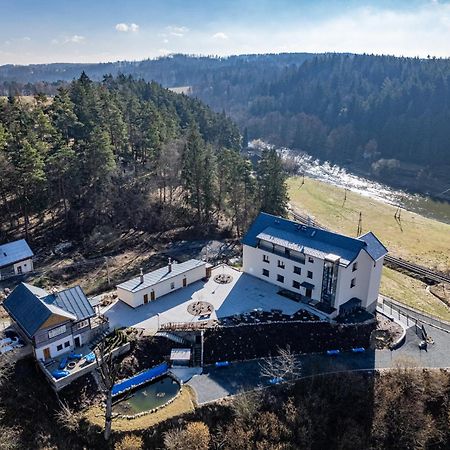 Chata Lestinka Svetla nad Sazavou Luaran gambar